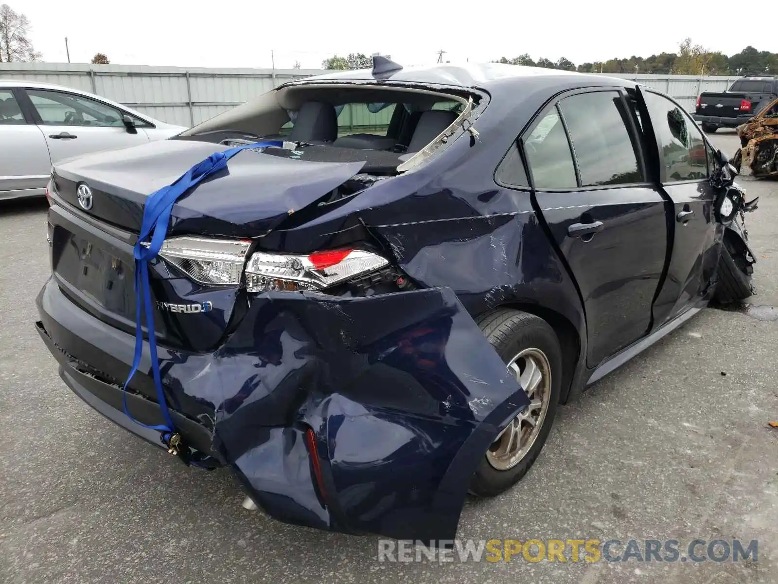 4 Photograph of a damaged car JTDEBRBE0LJ008014 TOYOTA COROLLA 2020