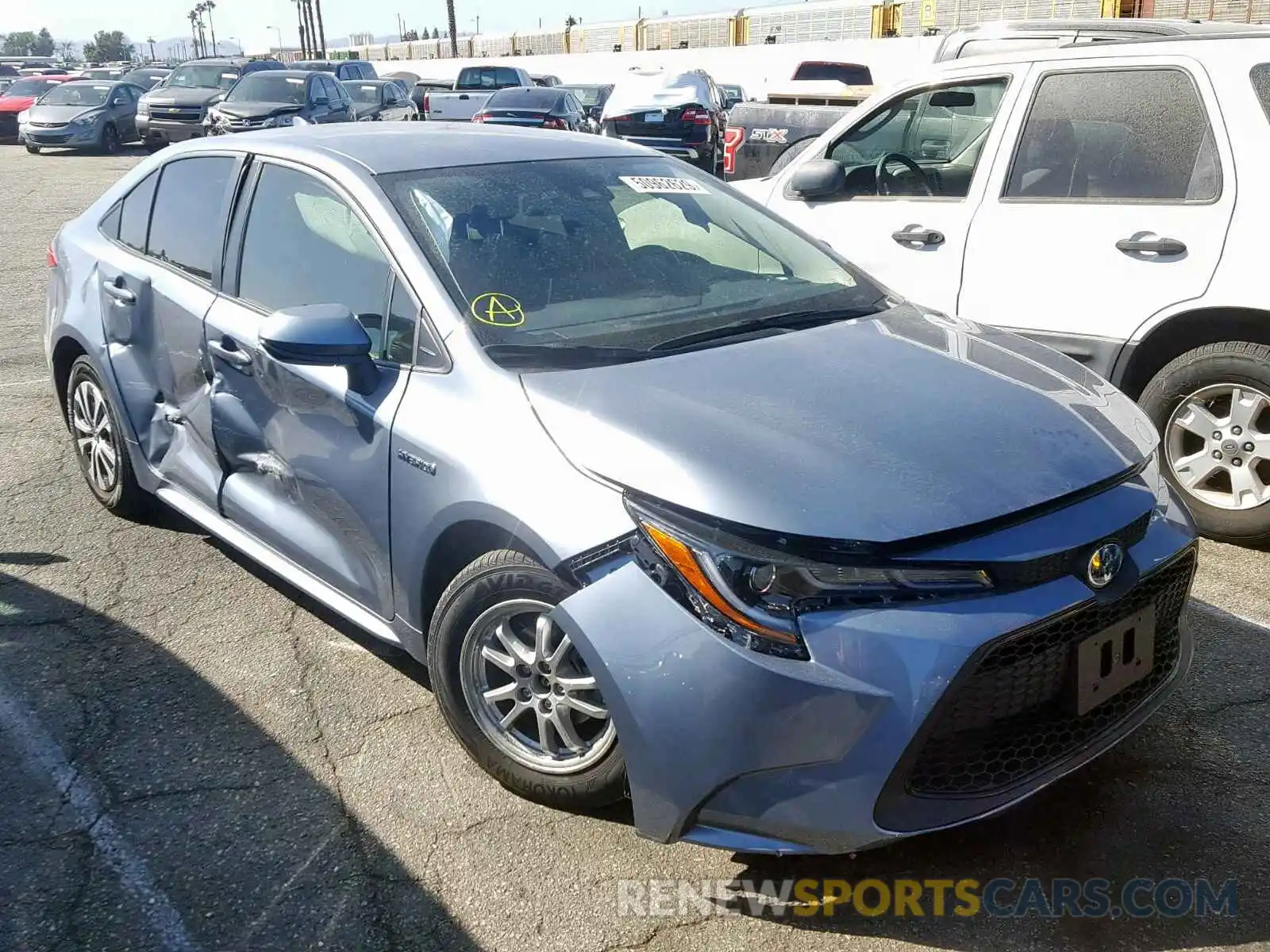 1 Photograph of a damaged car JTDEBRBE0LJ011186 TOYOTA COROLLA 2020