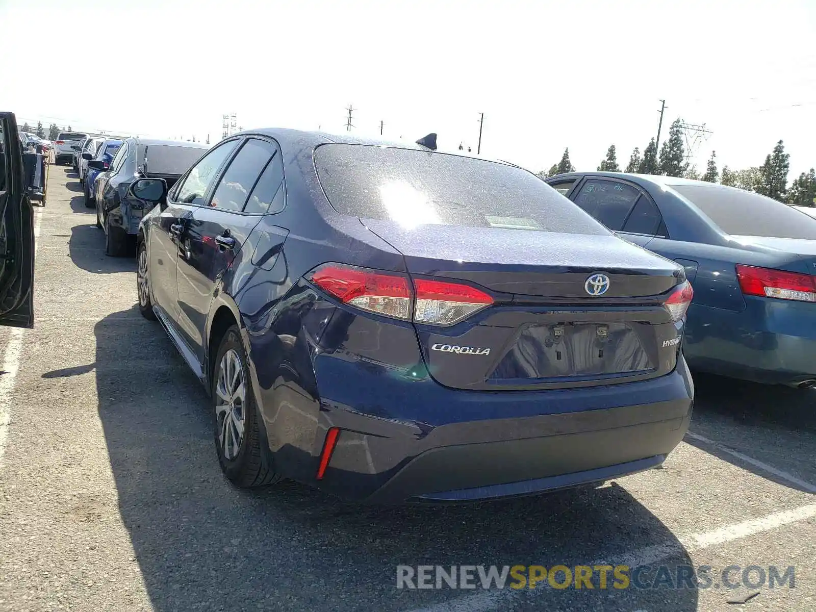 3 Photograph of a damaged car JTDEBRBE0LJ011592 TOYOTA COROLLA 2020