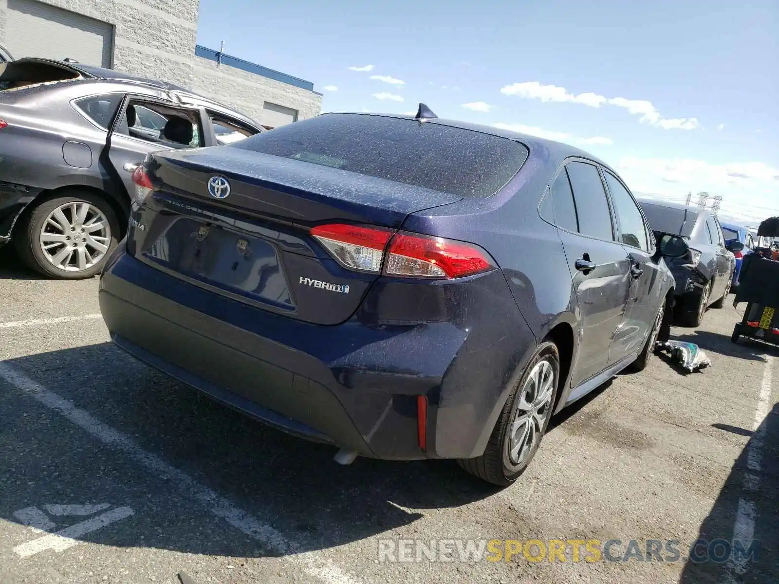 4 Photograph of a damaged car JTDEBRBE0LJ011592 TOYOTA COROLLA 2020