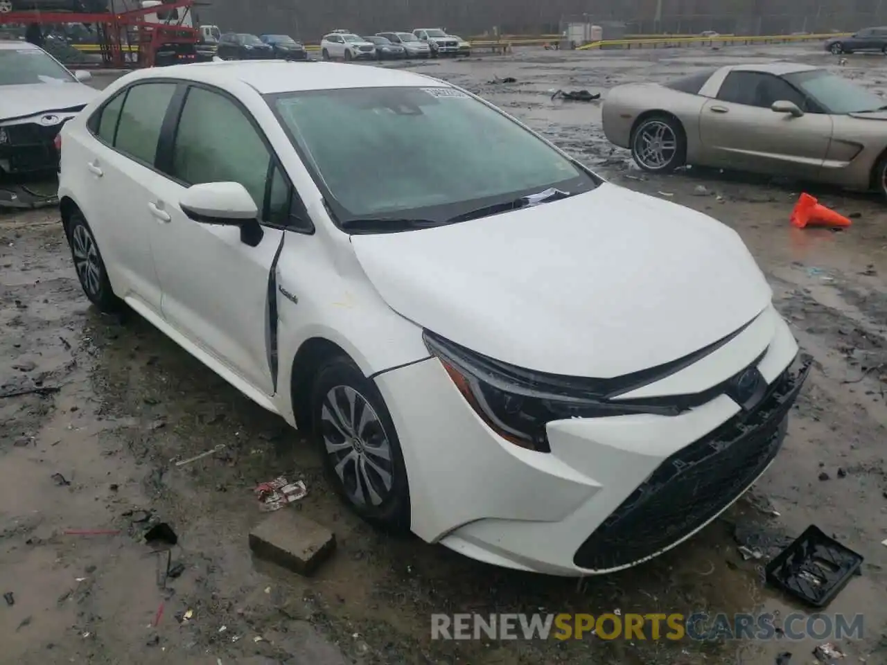 1 Photograph of a damaged car JTDEBRBE0LJ011995 TOYOTA COROLLA 2020