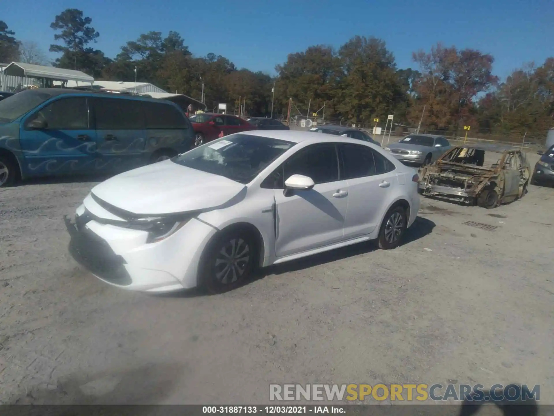 2 Photograph of a damaged car JTDEBRBE0LJ012158 TOYOTA COROLLA 2020