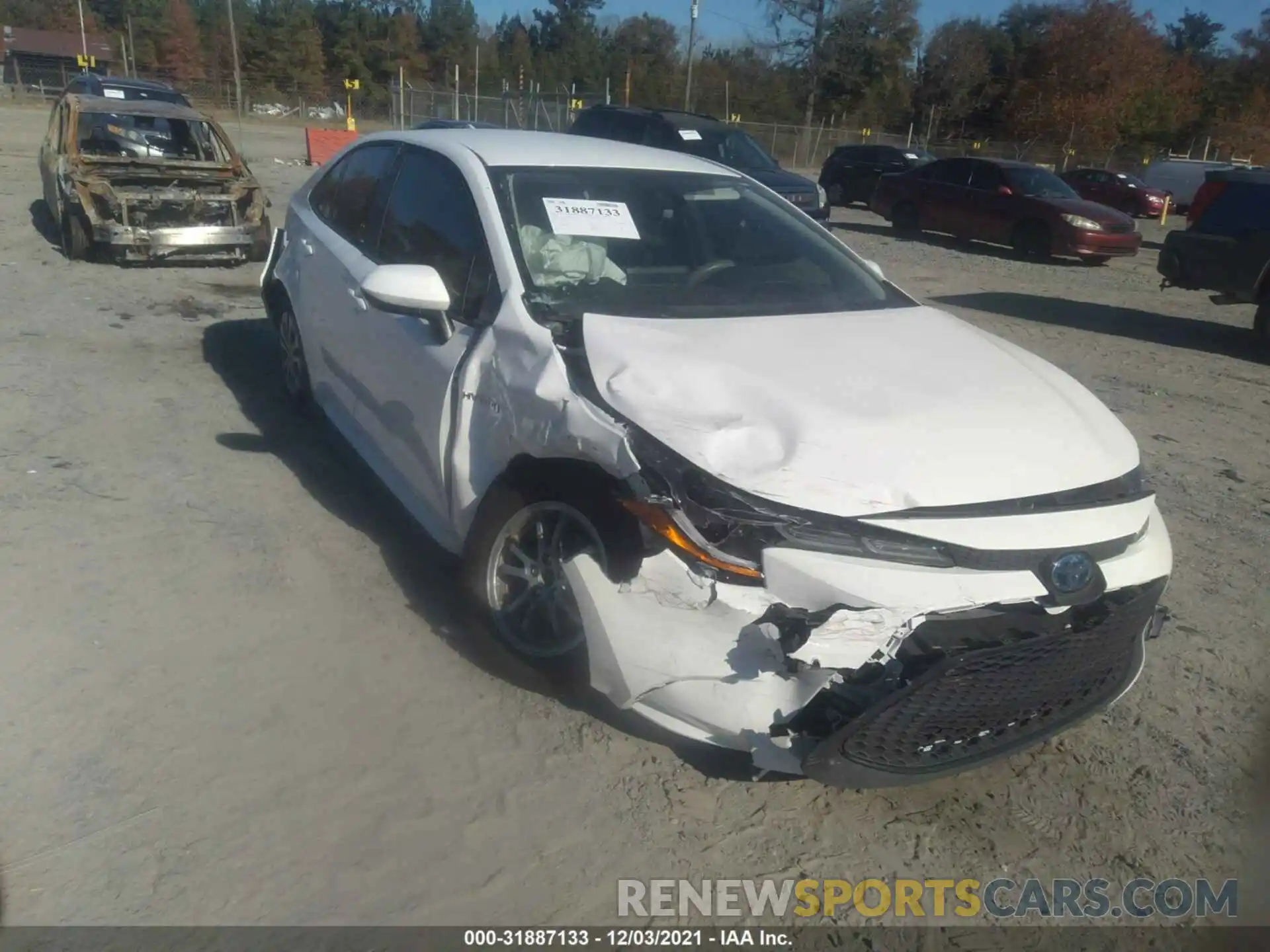 6 Photograph of a damaged car JTDEBRBE0LJ012158 TOYOTA COROLLA 2020