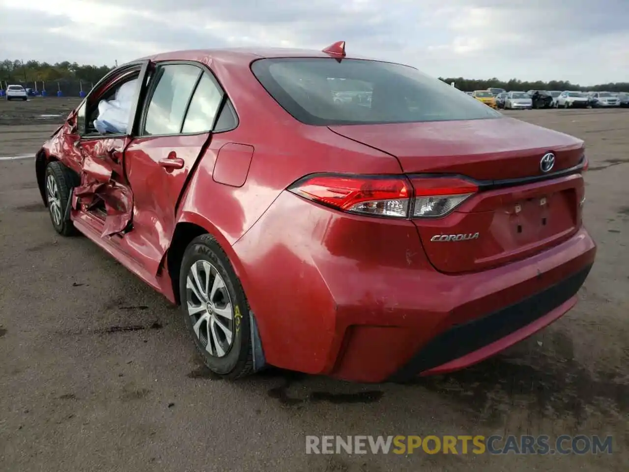 3 Photograph of a damaged car JTDEBRBE0LJ012175 TOYOTA COROLLA 2020