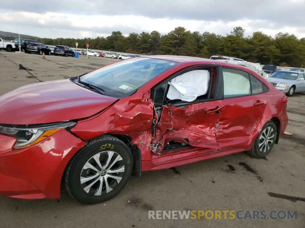 9 Photograph of a damaged car JTDEBRBE0LJ012175 TOYOTA COROLLA 2020