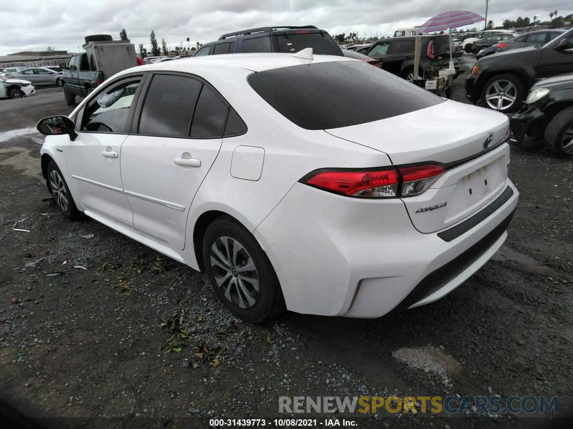 3 Photograph of a damaged car JTDEBRBE0LJ013407 TOYOTA COROLLA 2020