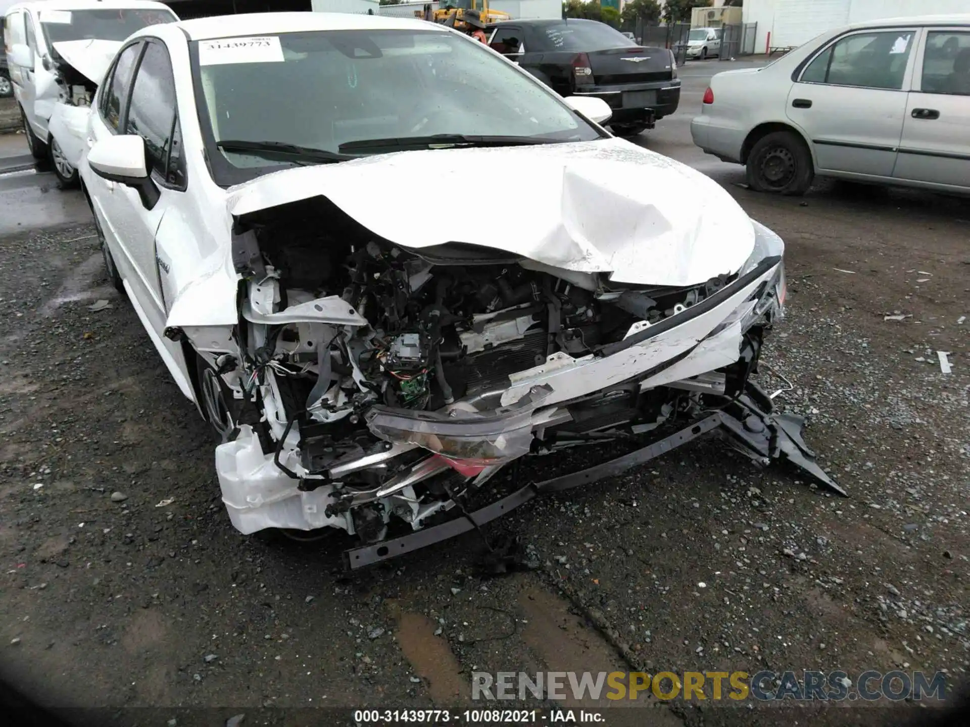 6 Photograph of a damaged car JTDEBRBE0LJ013407 TOYOTA COROLLA 2020