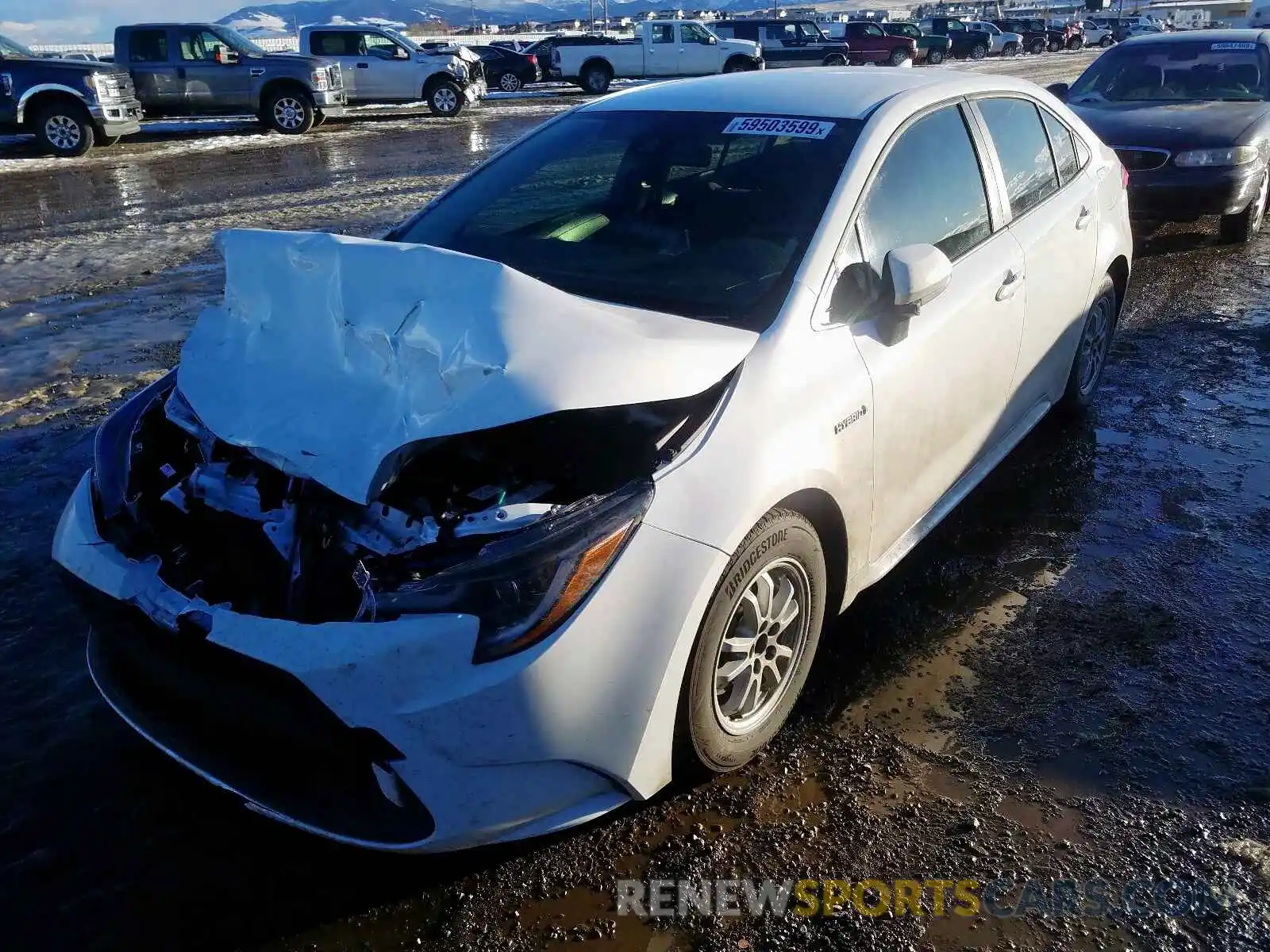 2 Photograph of a damaged car JTDEBRBE0LJ013469 TOYOTA COROLLA 2020