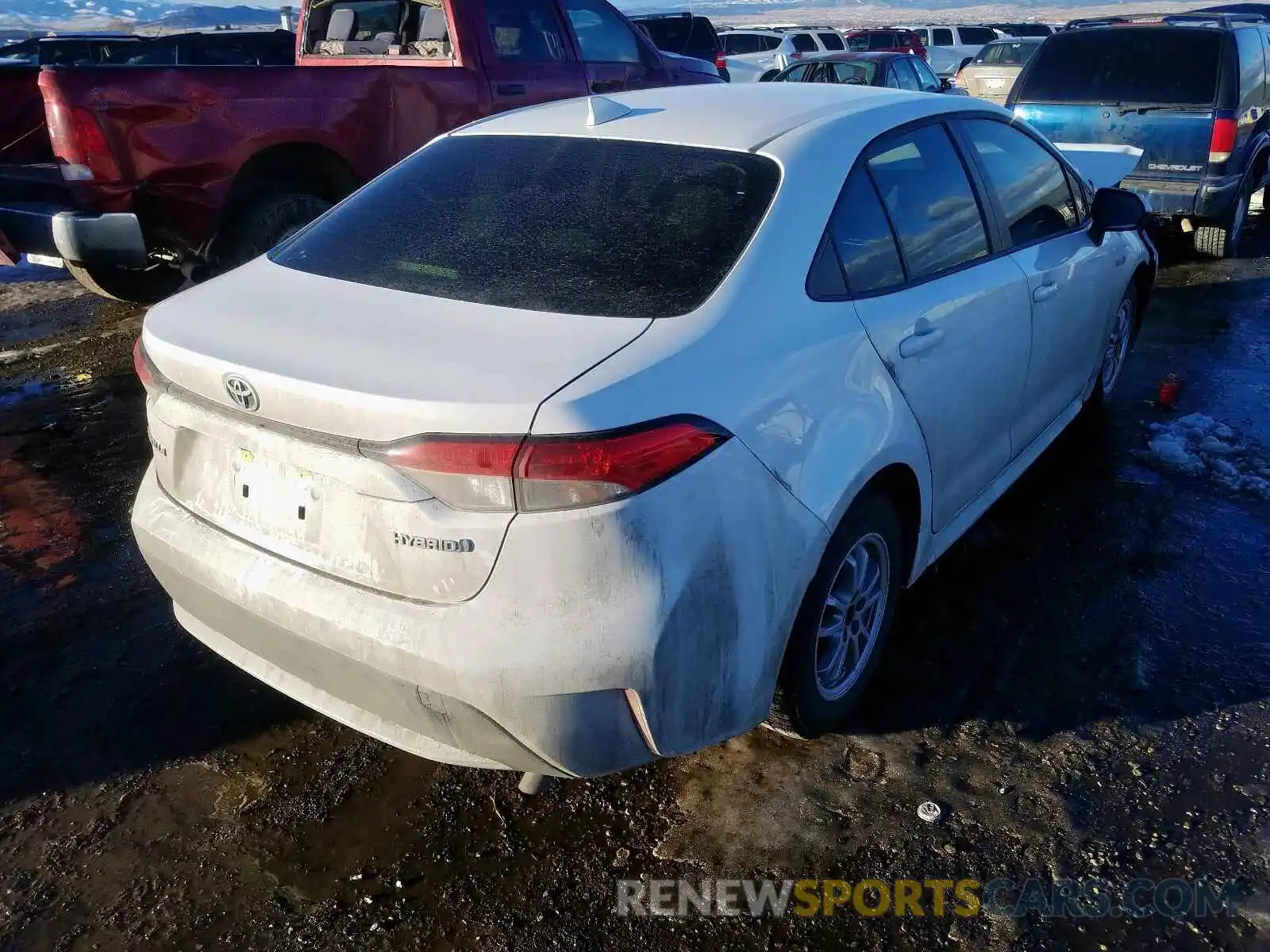 4 Photograph of a damaged car JTDEBRBE0LJ013469 TOYOTA COROLLA 2020