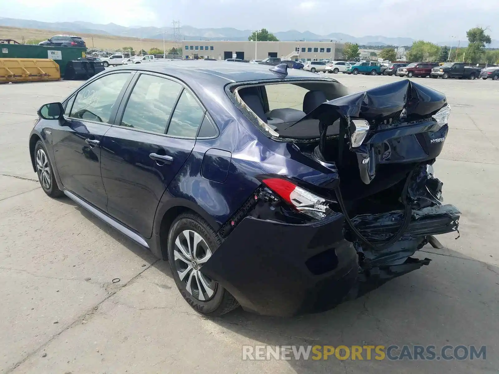 3 Photograph of a damaged car JTDEBRBE0LJ013651 TOYOTA COROLLA 2020