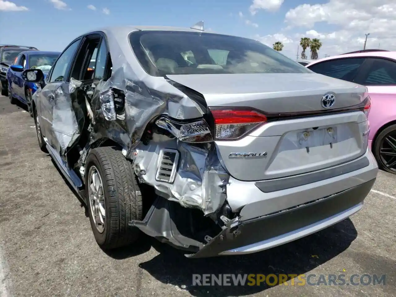 3 Photograph of a damaged car JTDEBRBE0LJ014900 TOYOTA COROLLA 2020