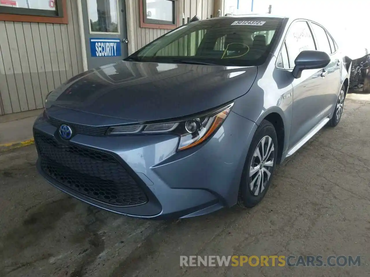 2 Photograph of a damaged car JTDEBRBE0LJ016212 TOYOTA COROLLA 2020