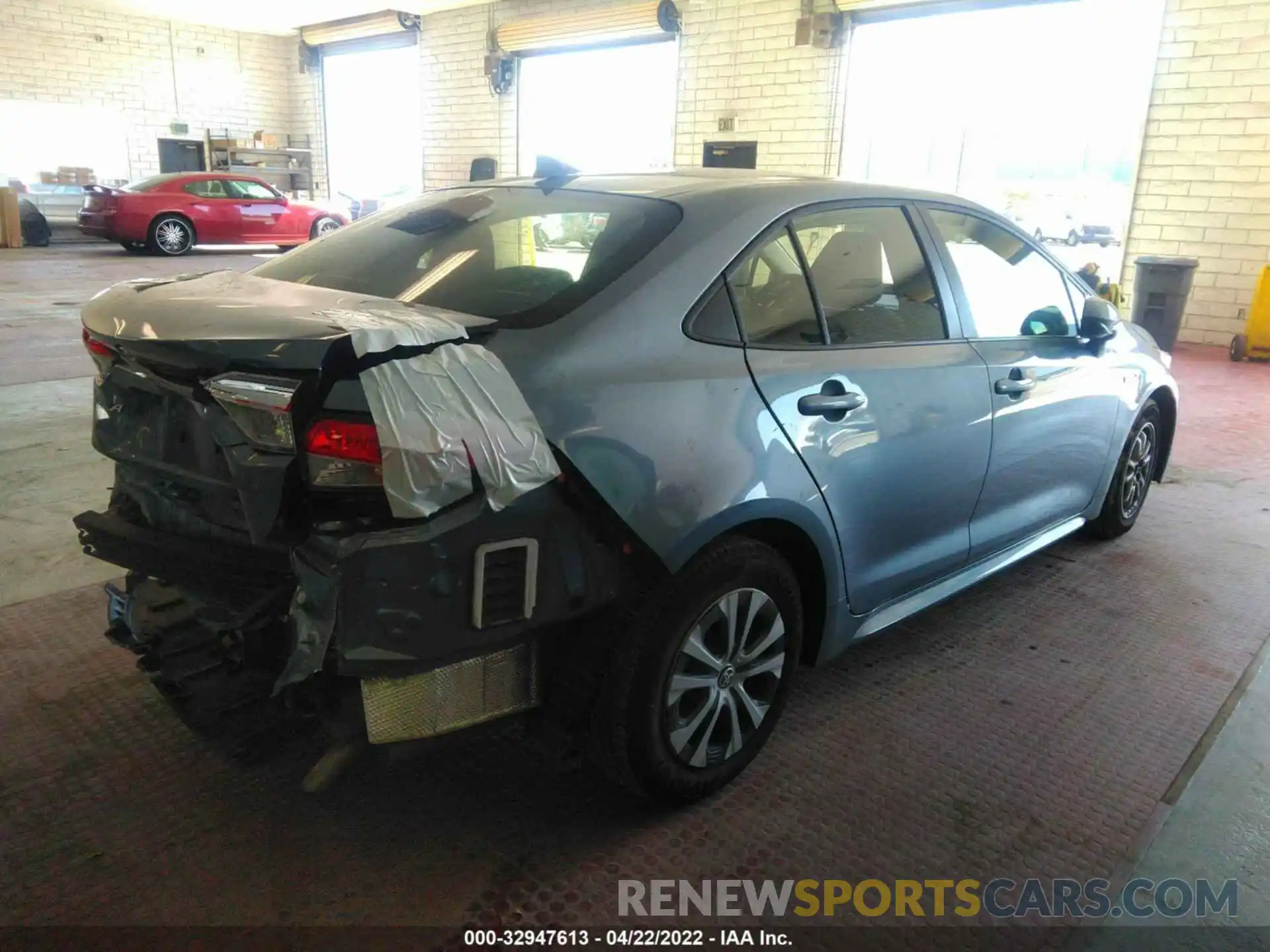 4 Photograph of a damaged car JTDEBRBE0LJ017330 TOYOTA COROLLA 2020