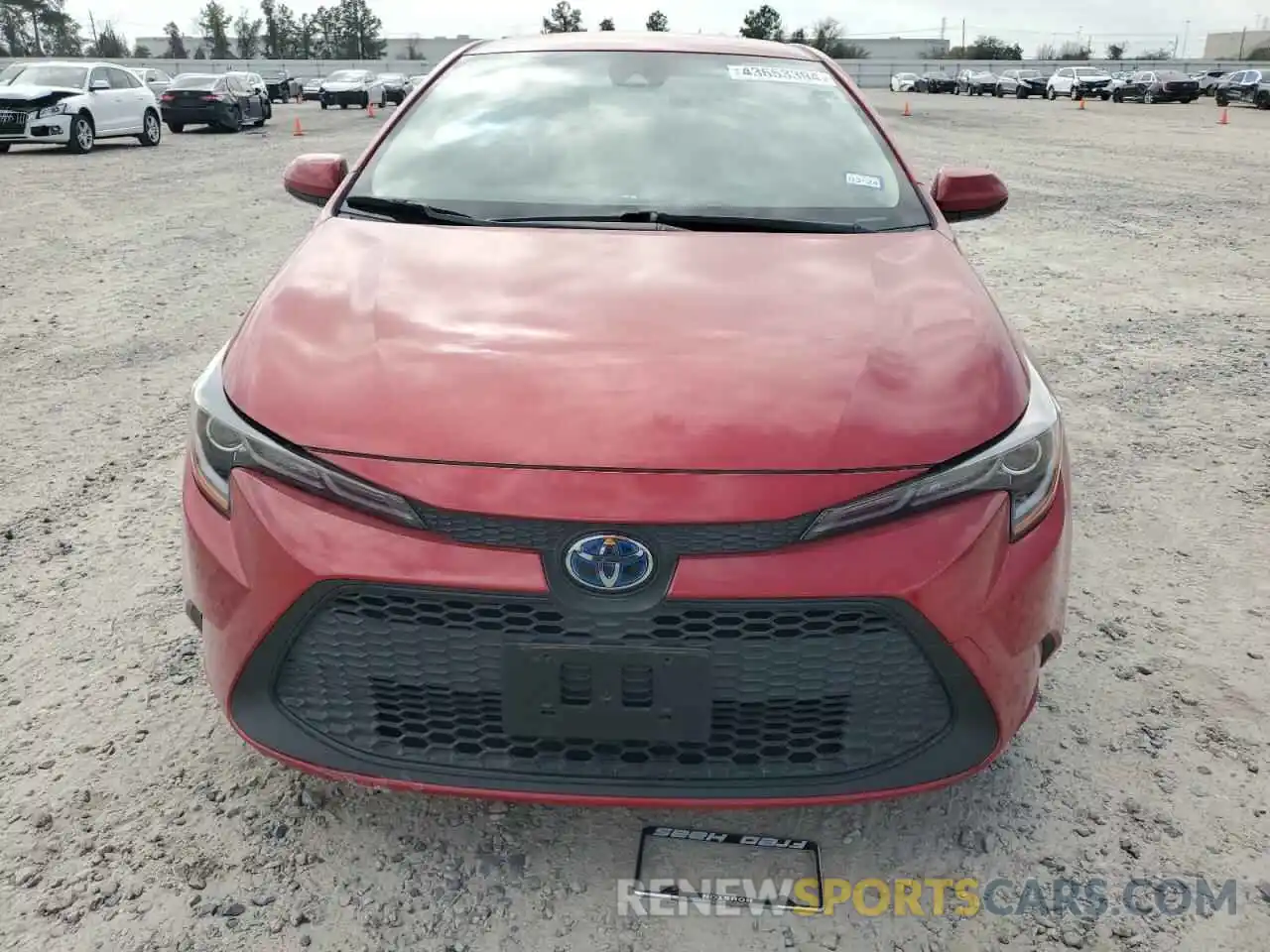 5 Photograph of a damaged car JTDEBRBE0LJ017781 TOYOTA COROLLA 2020