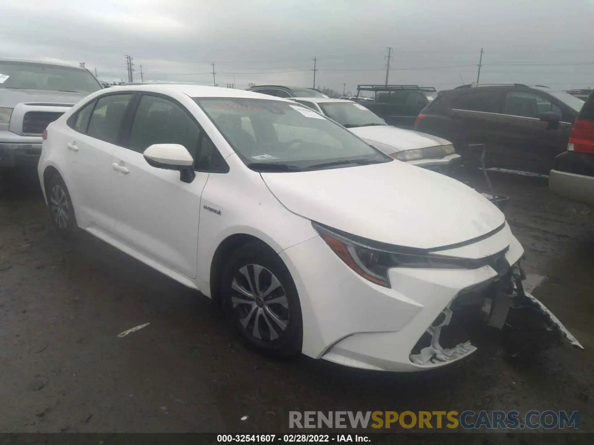 1 Photograph of a damaged car JTDEBRBE0LJ018106 TOYOTA COROLLA 2020