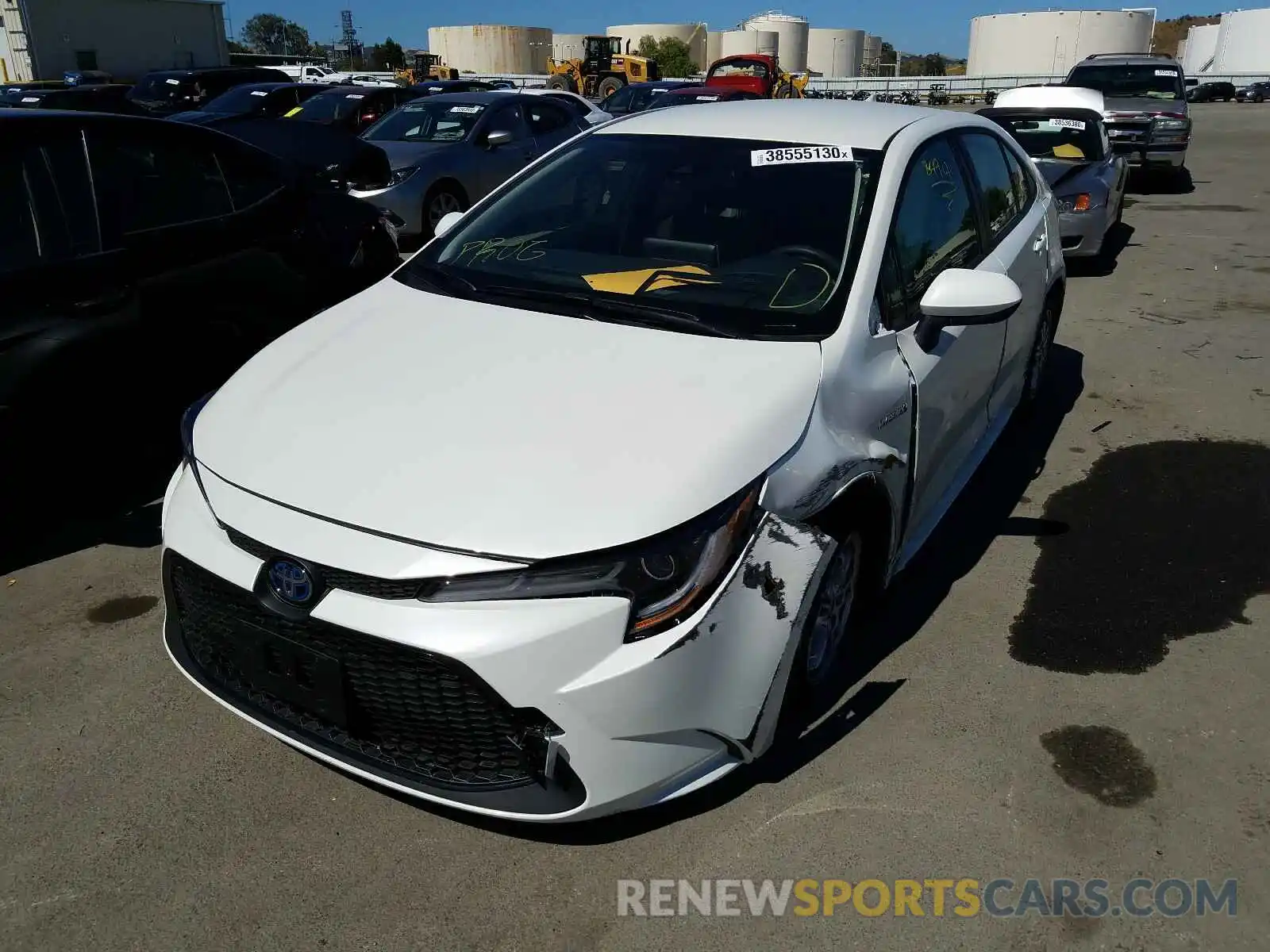 2 Photograph of a damaged car JTDEBRBE0LJ018395 TOYOTA COROLLA 2020