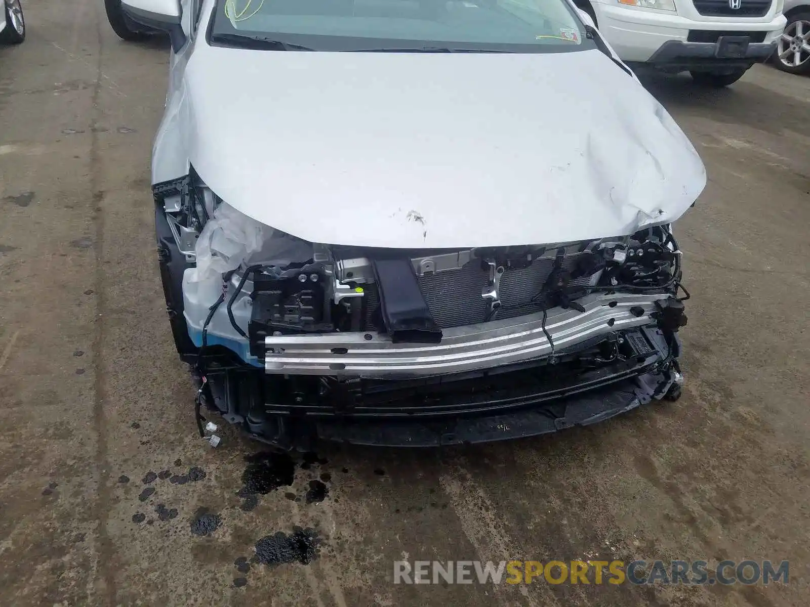 9 Photograph of a damaged car JTDEBRBE0LJ020227 TOYOTA COROLLA 2020