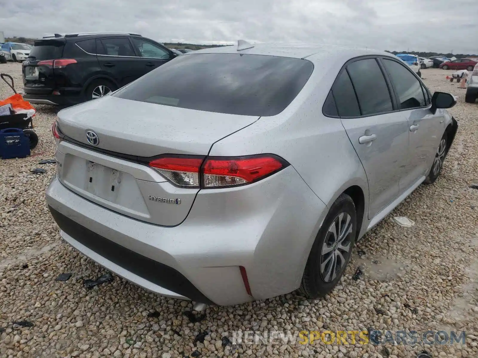 4 Photograph of a damaged car JTDEBRBE0LJ021037 TOYOTA COROLLA 2020