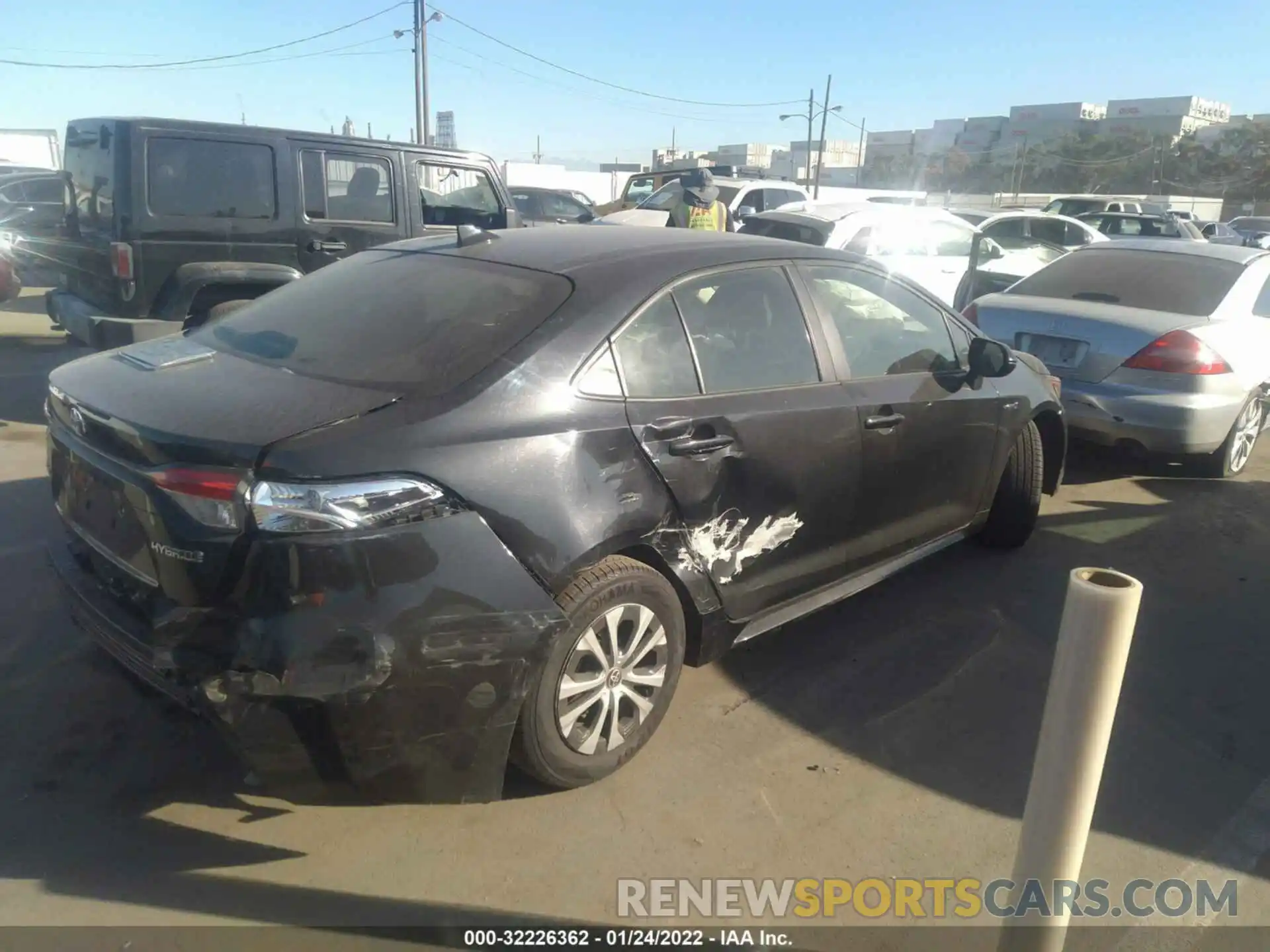 4 Photograph of a damaged car JTDEBRBE0LJ024150 TOYOTA COROLLA 2020