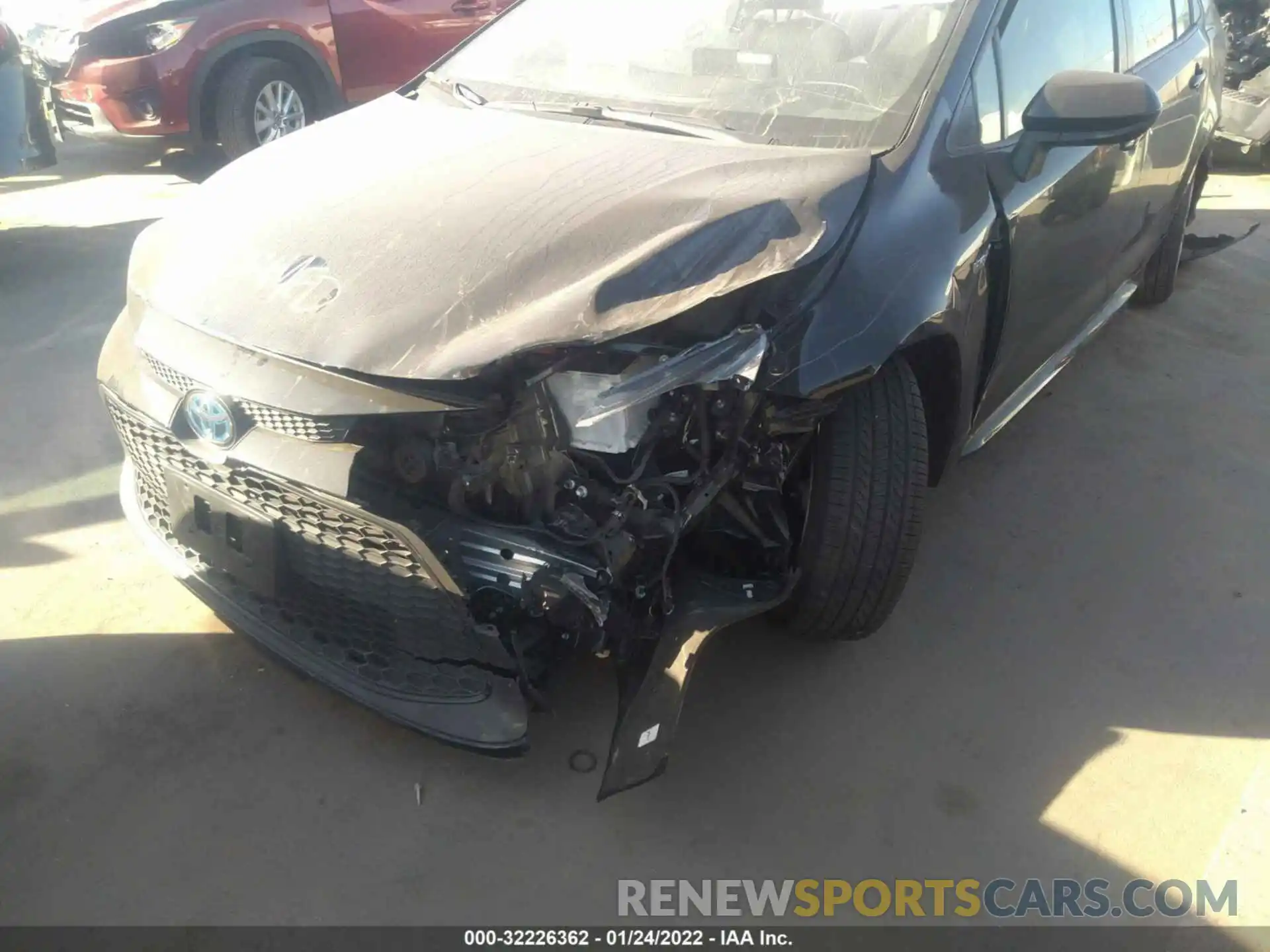 6 Photograph of a damaged car JTDEBRBE0LJ024150 TOYOTA COROLLA 2020