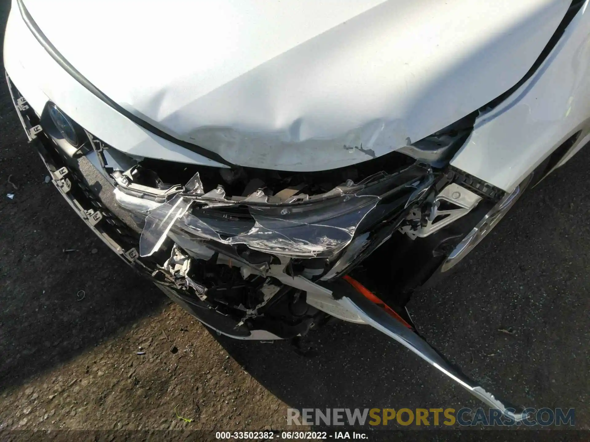 12 Photograph of a damaged car JTDEBRBE0LJ024360 TOYOTA COROLLA 2020