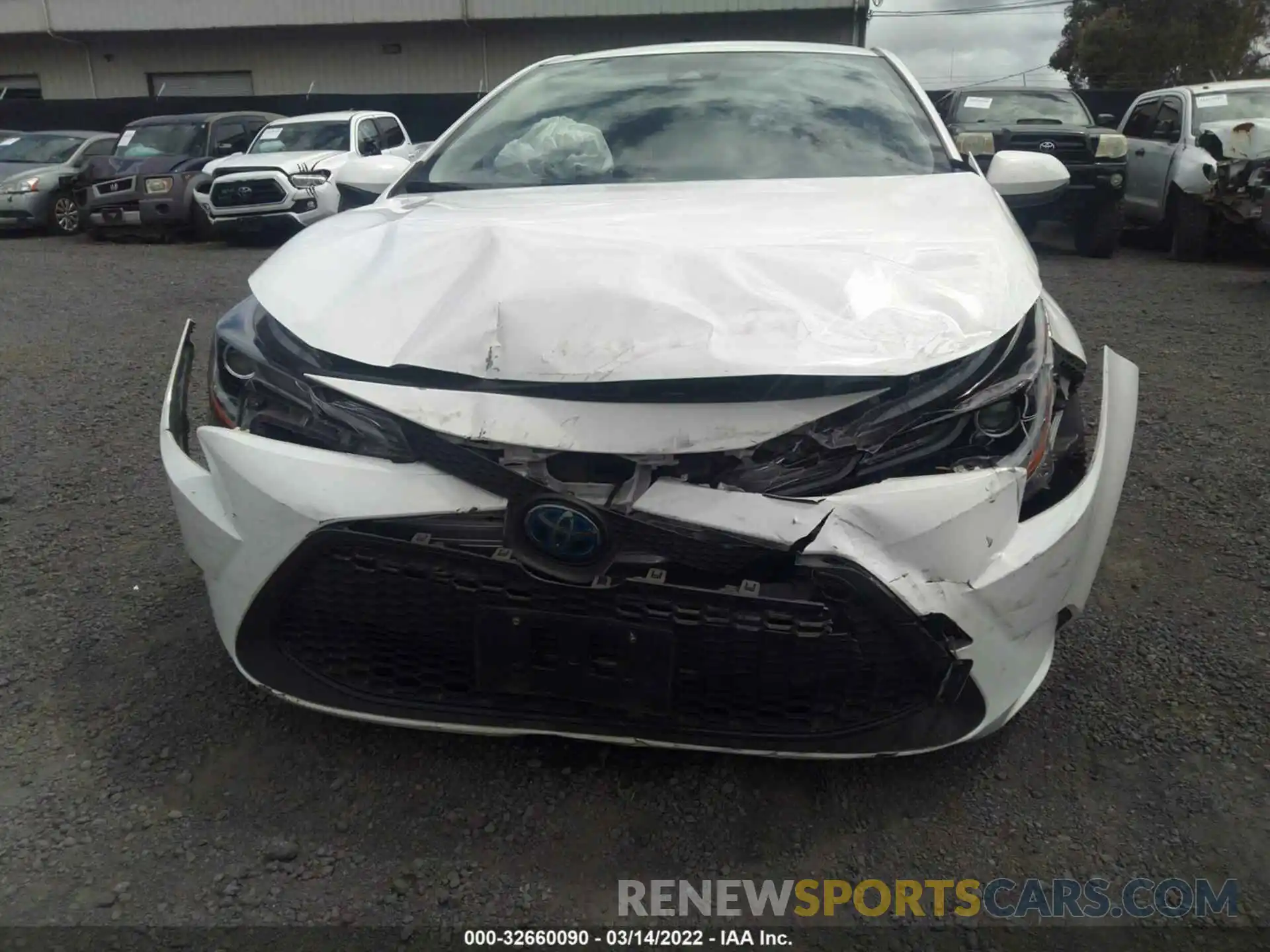 6 Photograph of a damaged car JTDEBRBE0LJ026481 TOYOTA COROLLA 2020