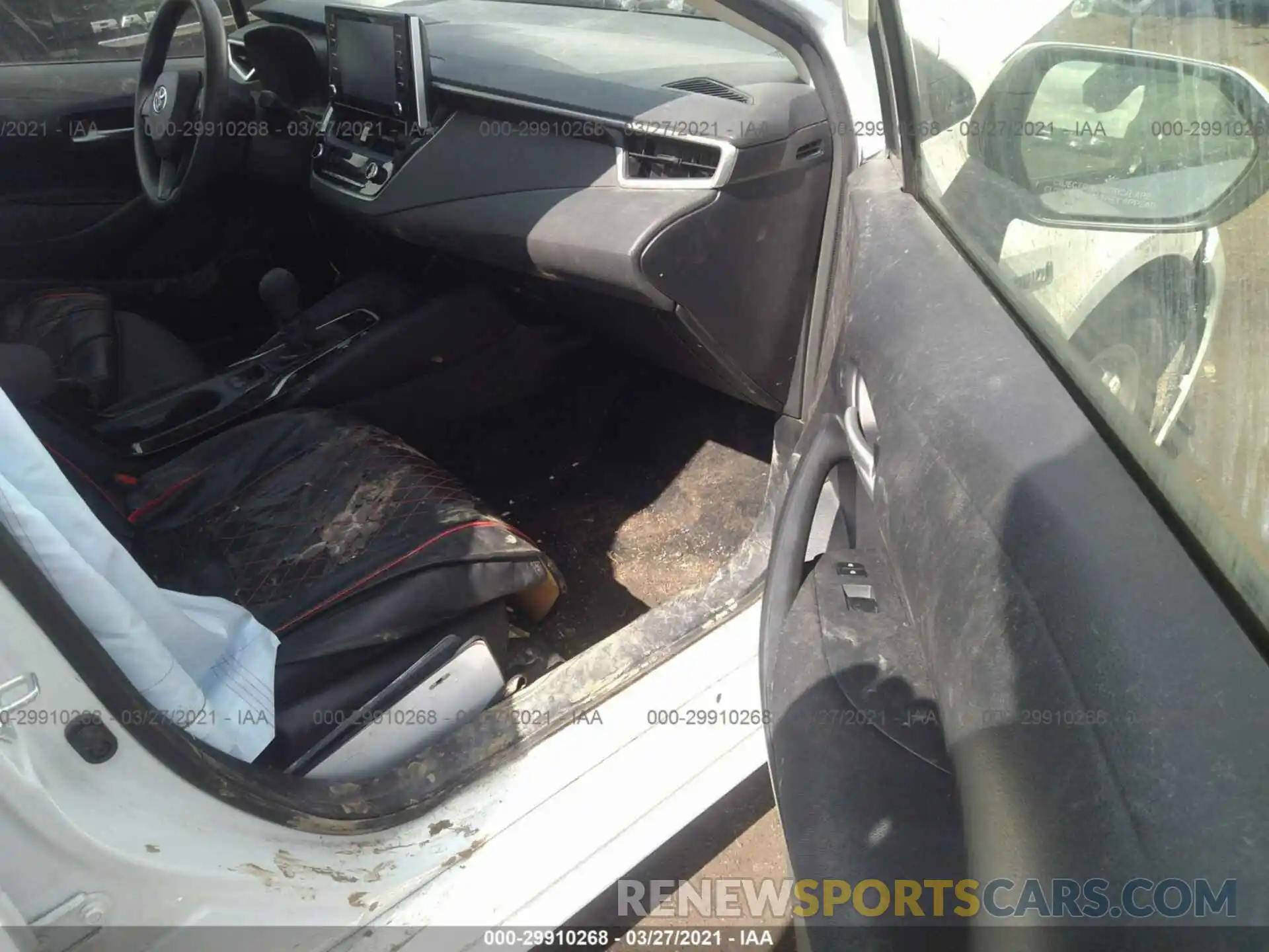 5 Photograph of a damaged car JTDEBRBE1LJ000410 TOYOTA COROLLA 2020