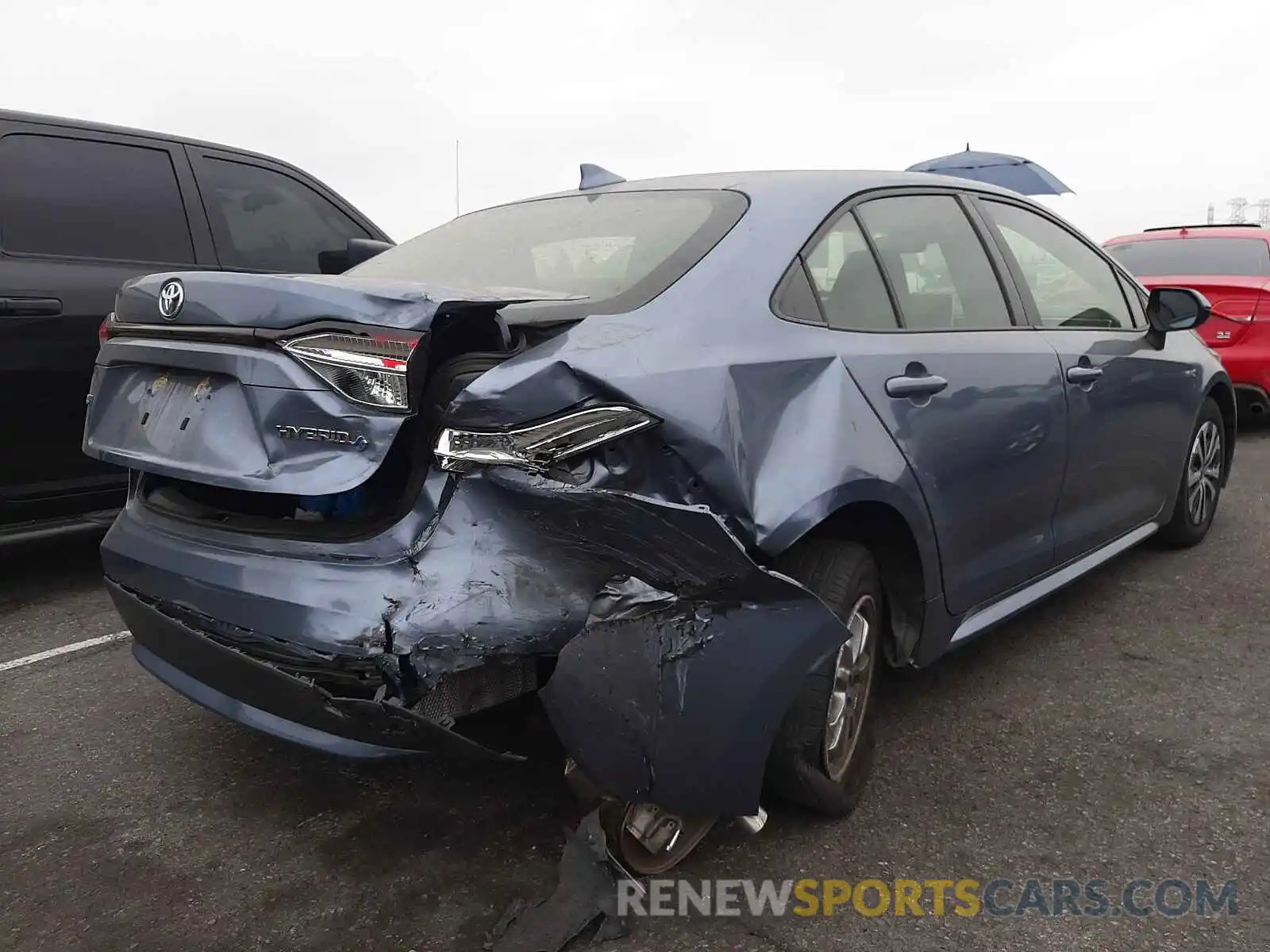 4 Photograph of a damaged car JTDEBRBE1LJ002867 TOYOTA COROLLA 2020