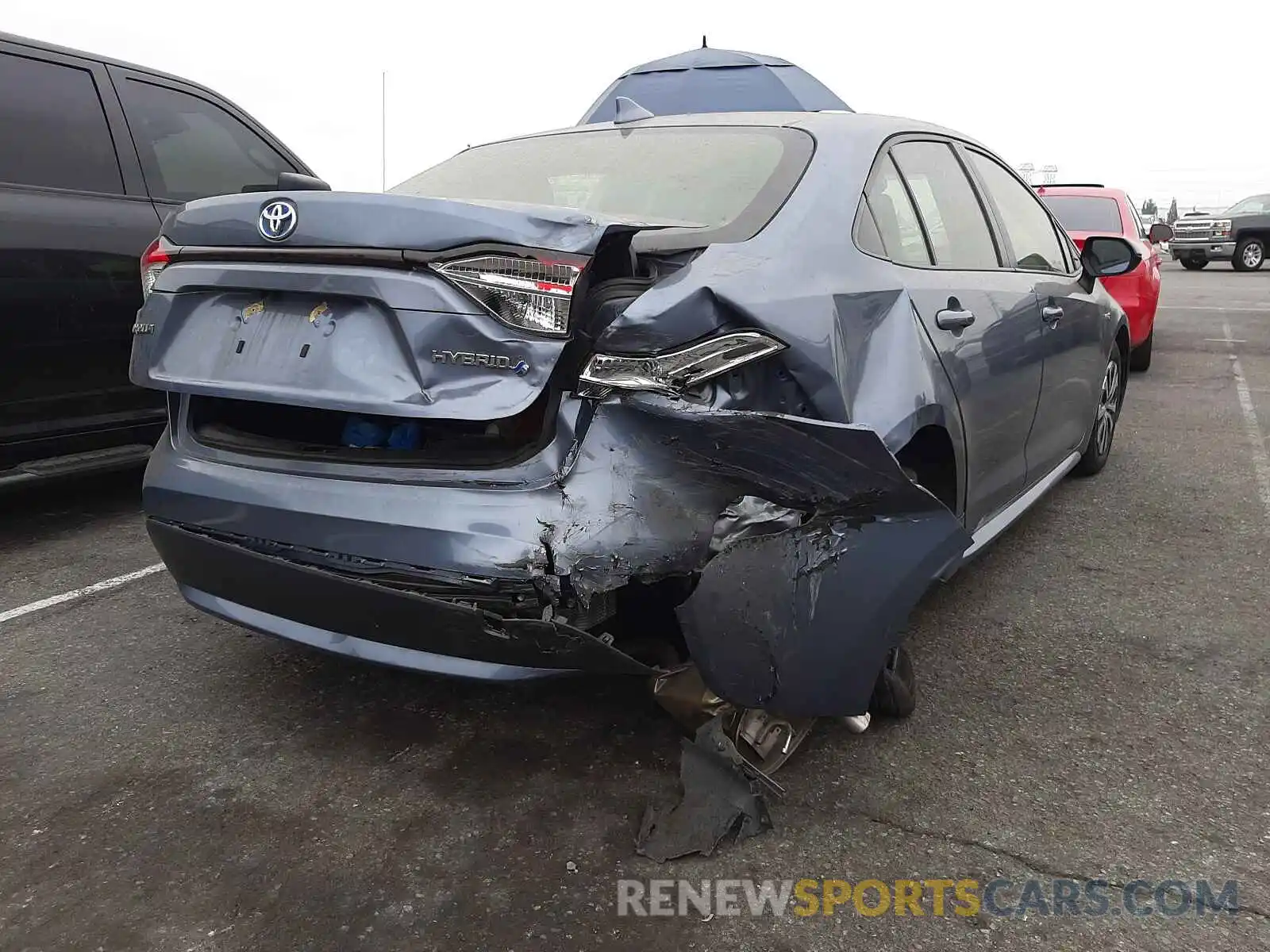 9 Photograph of a damaged car JTDEBRBE1LJ002867 TOYOTA COROLLA 2020