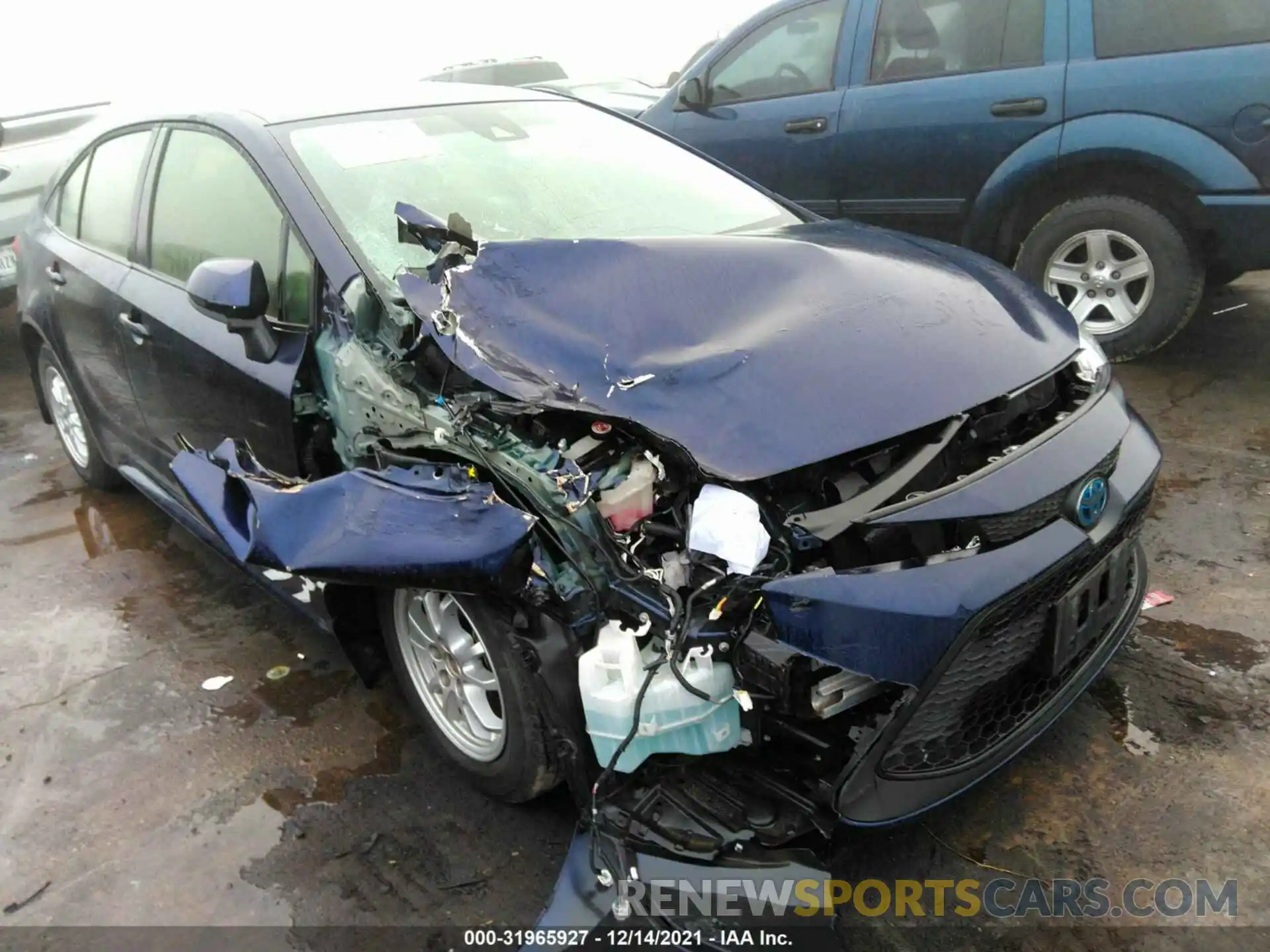 1 Photograph of a damaged car JTDEBRBE1LJ003176 TOYOTA COROLLA 2020