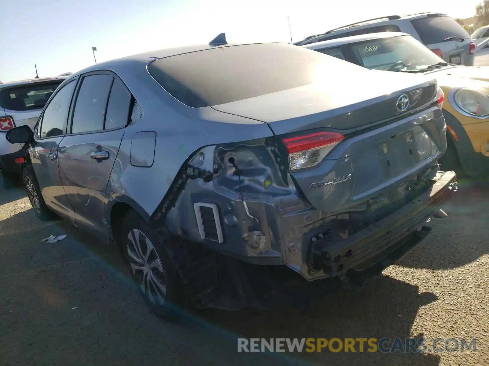 3 Photograph of a damaged car JTDEBRBE1LJ003498 TOYOTA COROLLA 2020