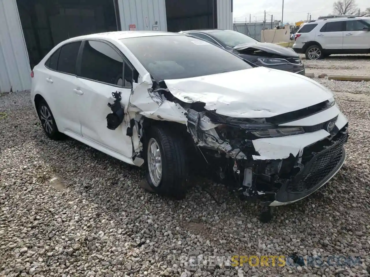 1 Photograph of a damaged car JTDEBRBE1LJ005056 TOYOTA COROLLA 2020