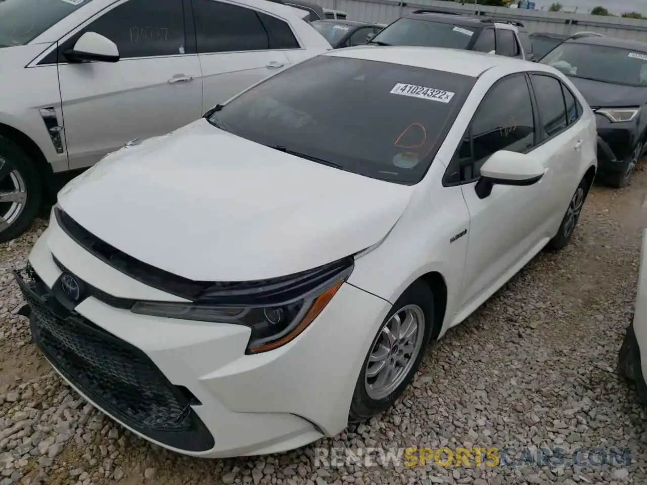 2 Photograph of a damaged car JTDEBRBE1LJ005056 TOYOTA COROLLA 2020