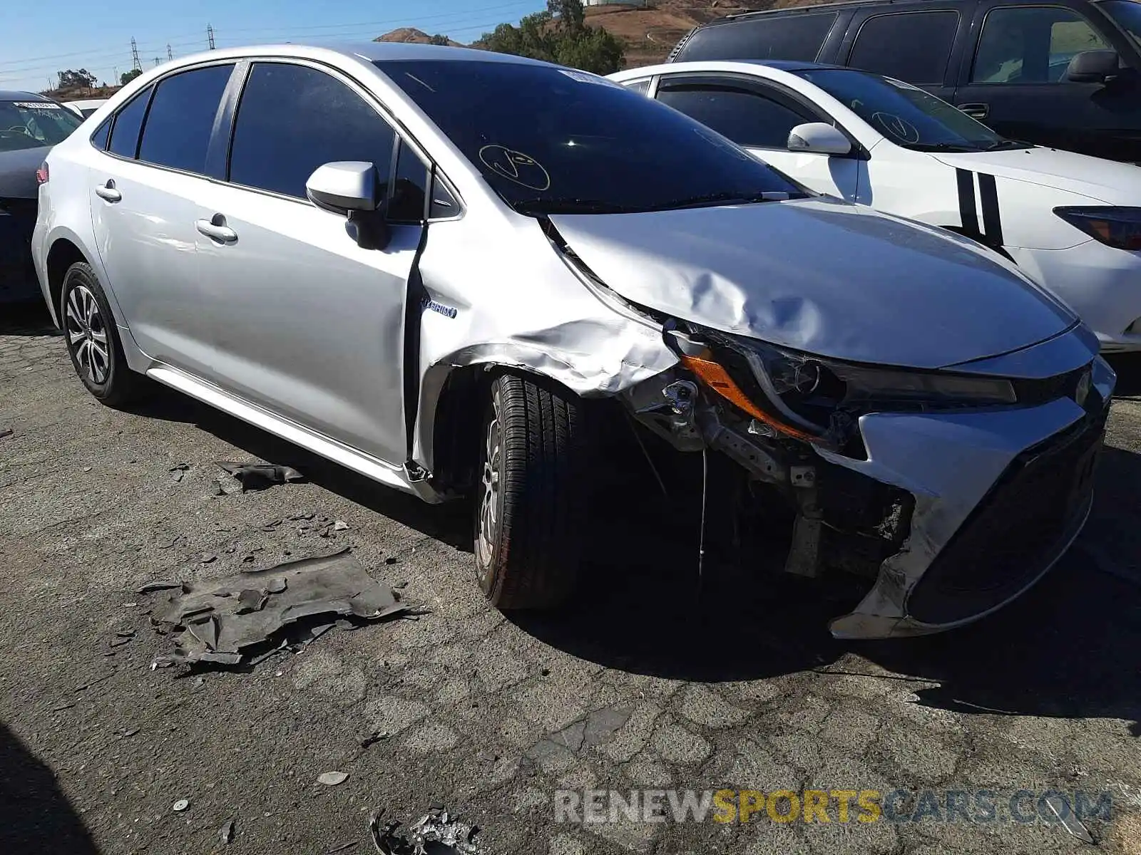 1 Photograph of a damaged car JTDEBRBE1LJ007387 TOYOTA COROLLA 2020