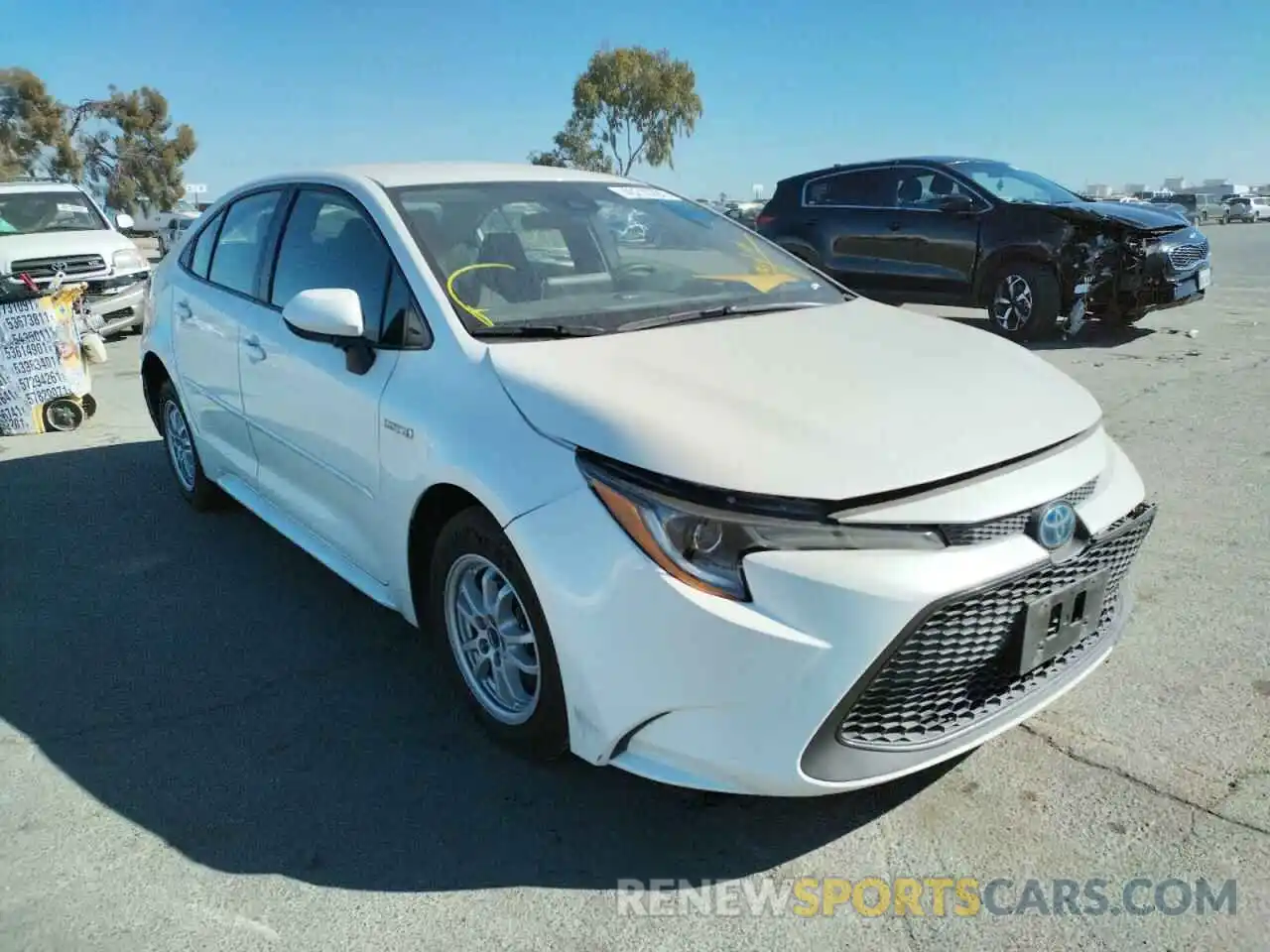 1 Photograph of a damaged car JTDEBRBE1LJ007602 TOYOTA COROLLA 2020