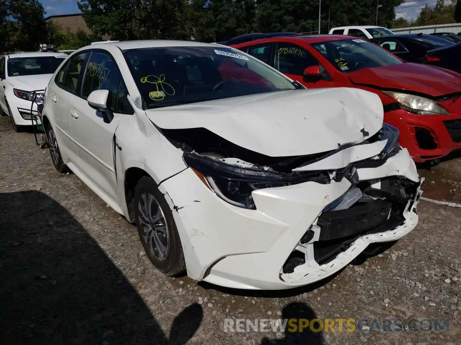 1 Photograph of a damaged car JTDEBRBE1LJ007860 TOYOTA COROLLA 2020