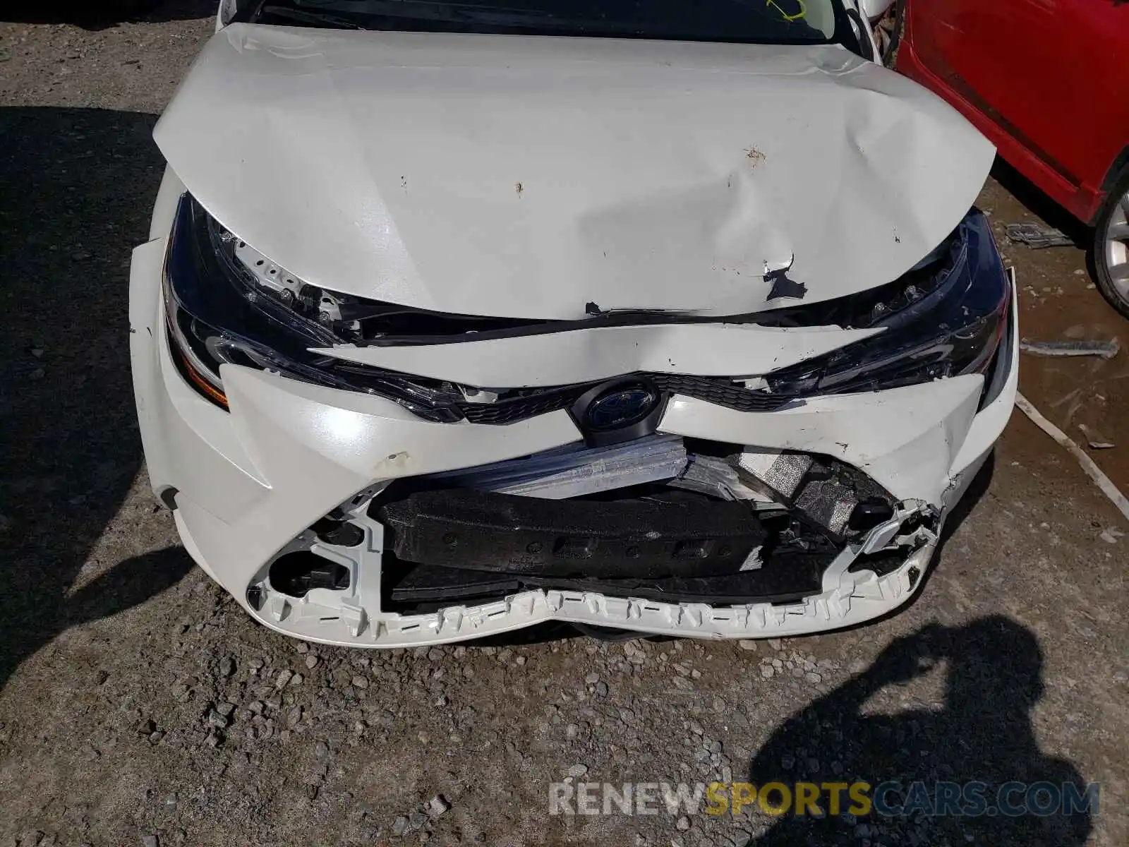 7 Photograph of a damaged car JTDEBRBE1LJ007860 TOYOTA COROLLA 2020