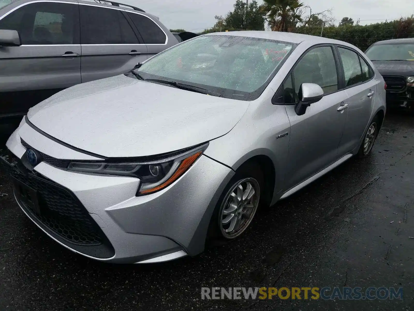 2 Photograph of a damaged car JTDEBRBE1LJ008524 TOYOTA COROLLA 2020