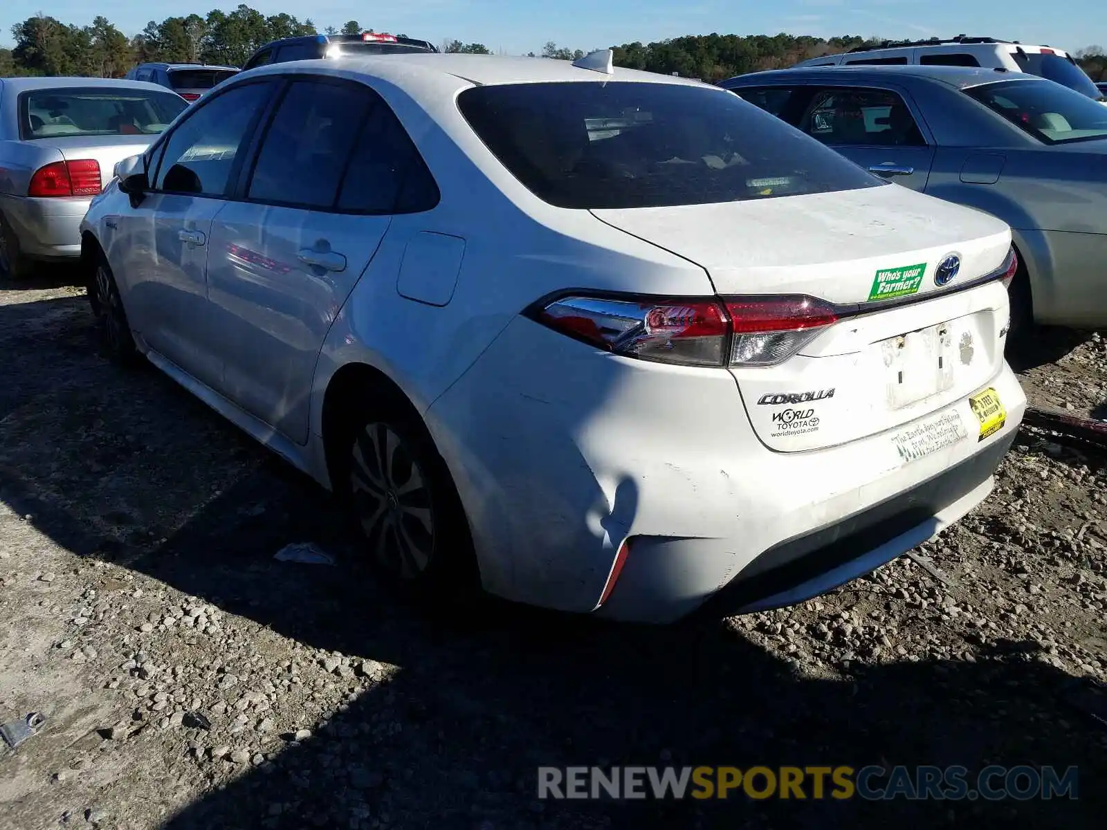 3 Photograph of a damaged car JTDEBRBE1LJ008975 TOYOTA COROLLA 2020