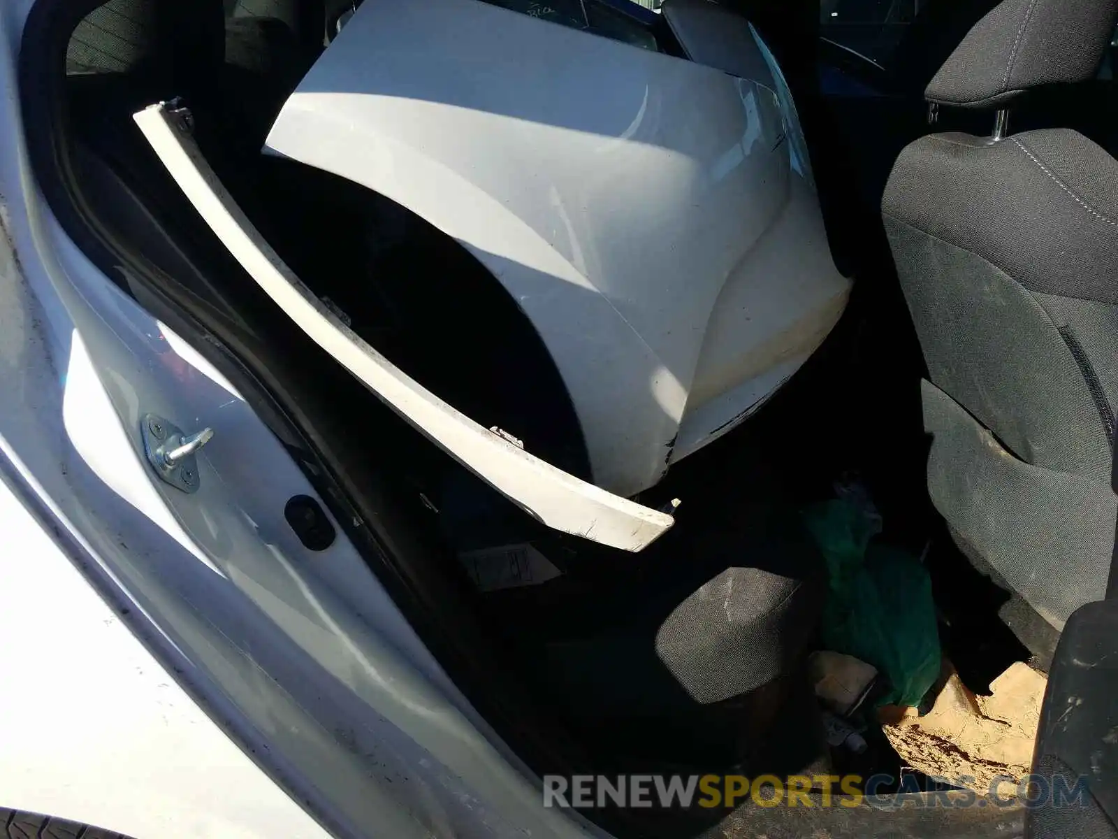 6 Photograph of a damaged car JTDEBRBE1LJ008975 TOYOTA COROLLA 2020