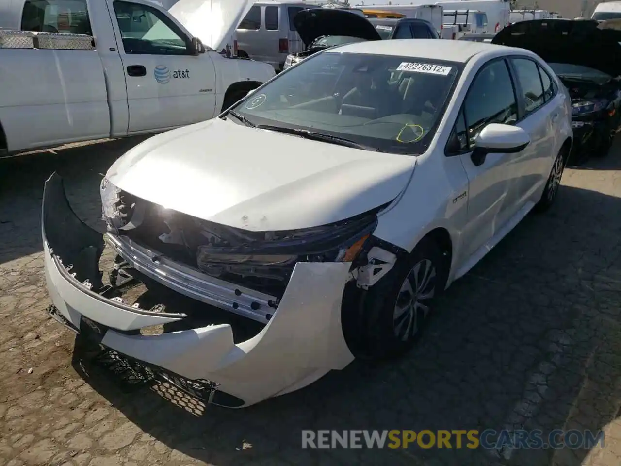 2 Photograph of a damaged car JTDEBRBE1LJ012475 TOYOTA COROLLA 2020