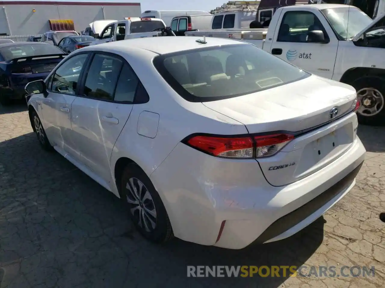 3 Photograph of a damaged car JTDEBRBE1LJ012475 TOYOTA COROLLA 2020