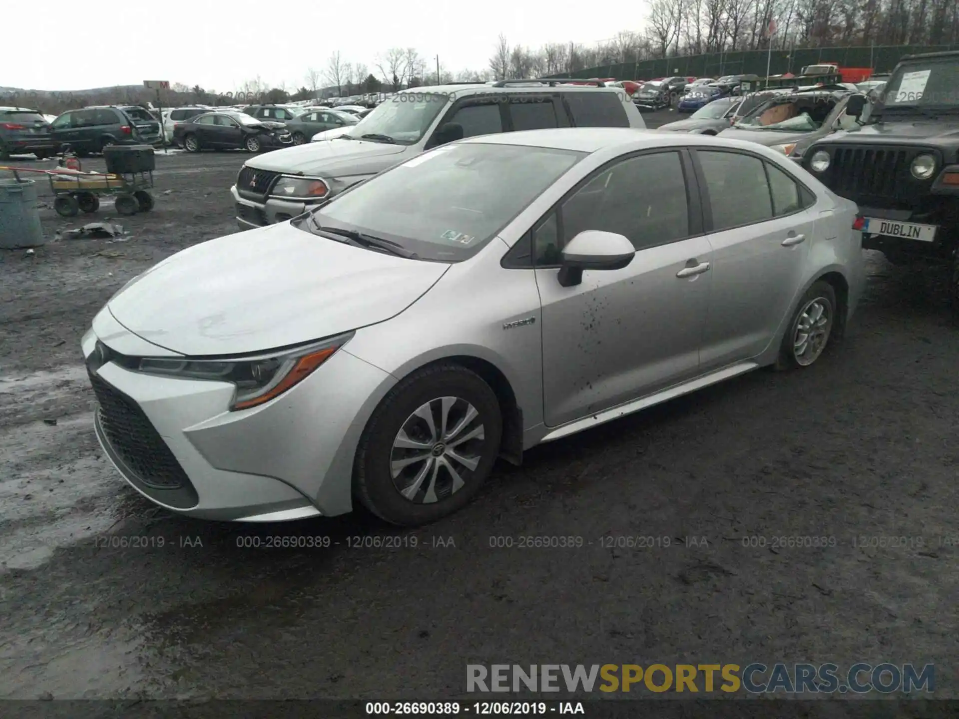 2 Photograph of a damaged car JTDEBRBE1LJ014601 TOYOTA COROLLA 2020