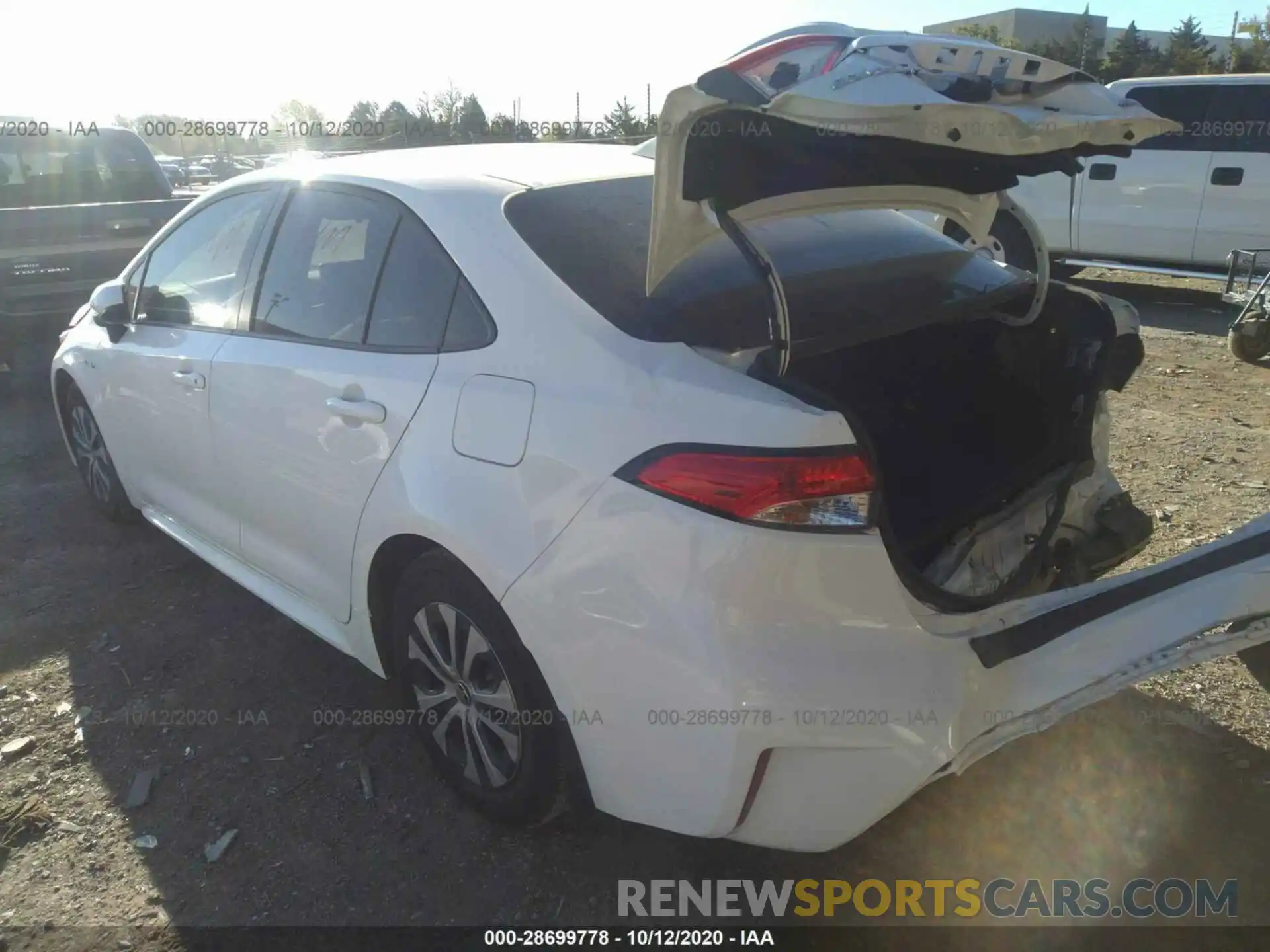 3 Photograph of a damaged car JTDEBRBE1LJ015148 TOYOTA COROLLA 2020