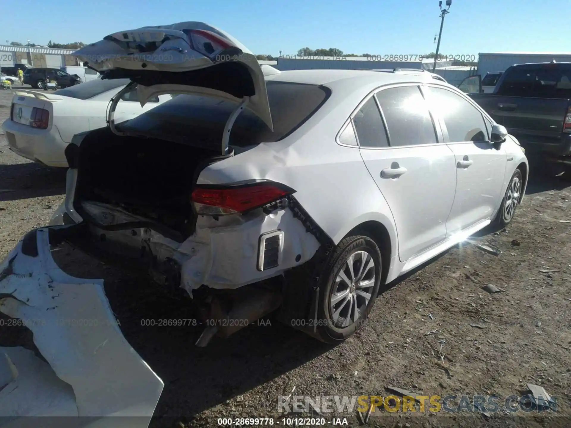 4 Photograph of a damaged car JTDEBRBE1LJ015148 TOYOTA COROLLA 2020