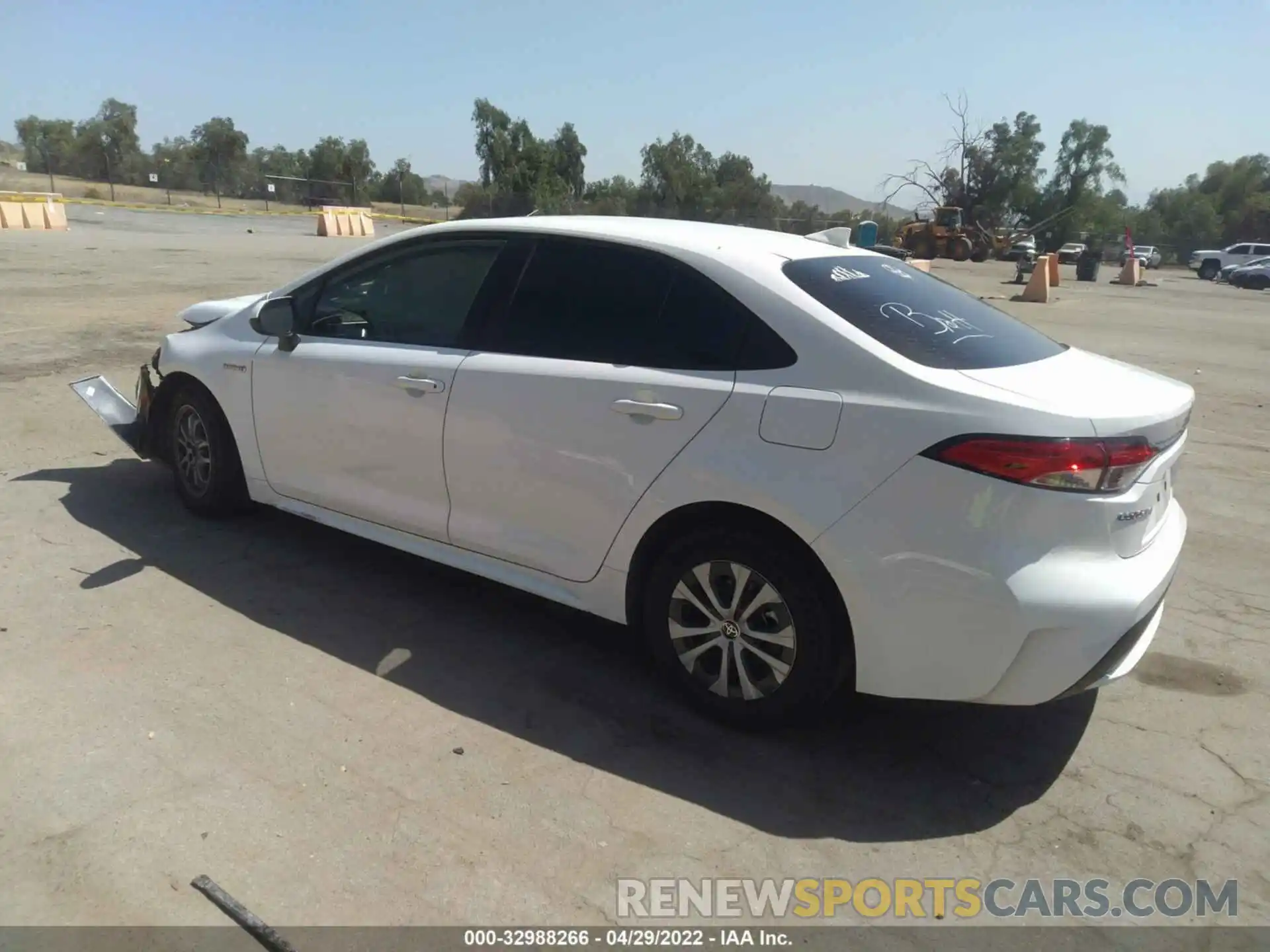 3 Photograph of a damaged car JTDEBRBE1LJ015201 TOYOTA COROLLA 2020