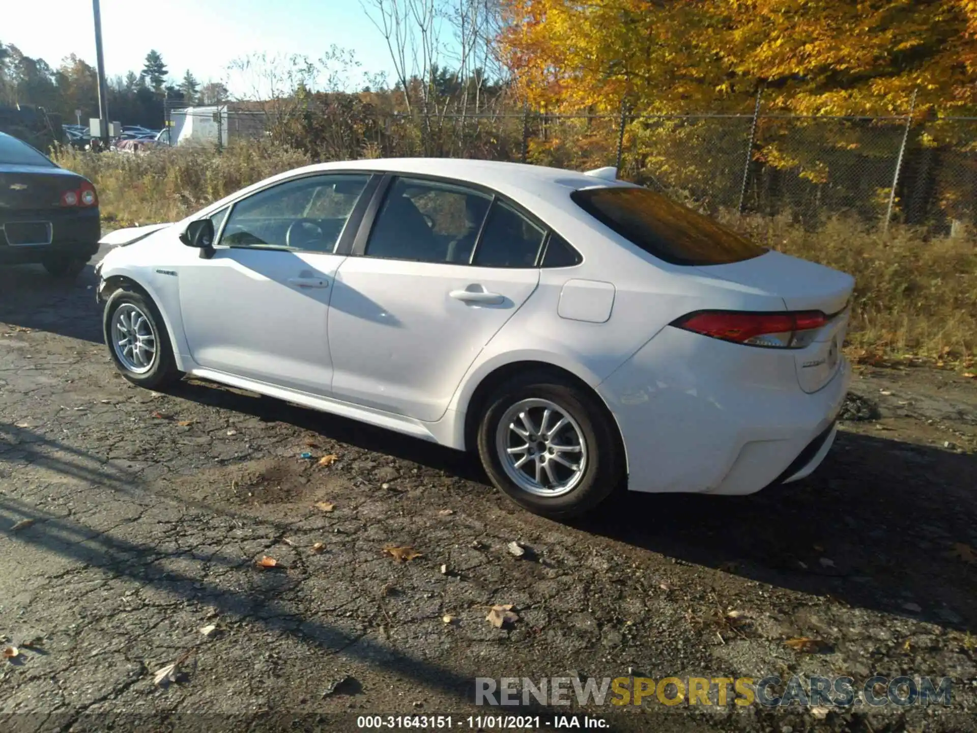 3 Photograph of a damaged car JTDEBRBE1LJ015215 TOYOTA COROLLA 2020