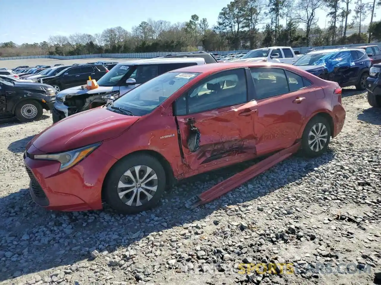 1 Photograph of a damaged car JTDEBRBE1LJ015439 TOYOTA COROLLA 2020