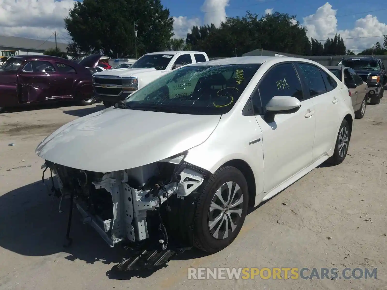 2 Photograph of a damaged car JTDEBRBE1LJ015506 TOYOTA COROLLA 2020