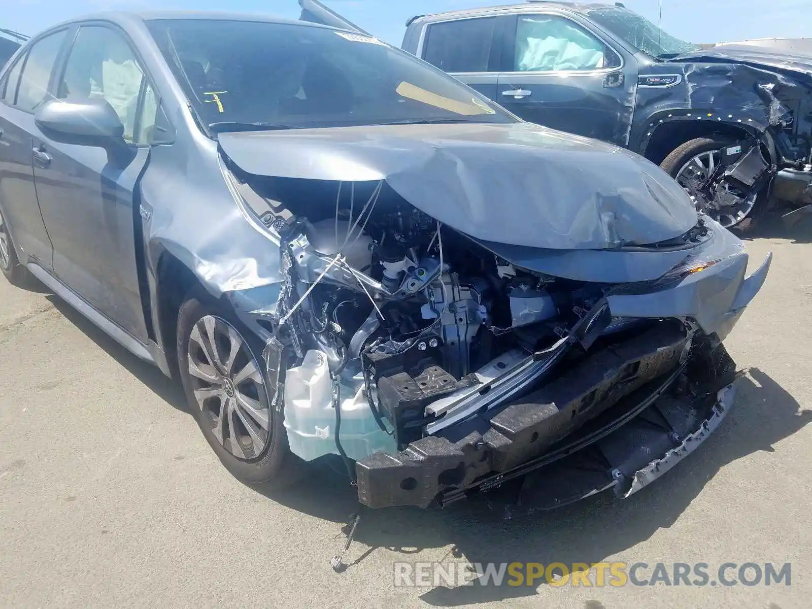 9 Photograph of a damaged car JTDEBRBE1LJ016509 TOYOTA COROLLA 2020